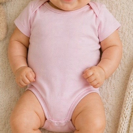 Short-sleeved bodysuit